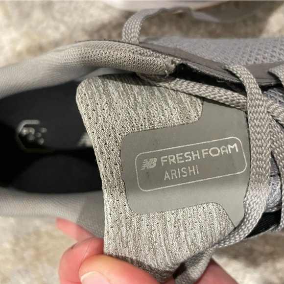 New Balance Fresh Foam Arishi V4 Gray Running Athletic Shoes Sneakers Size 12 - Picture 3 of 10
